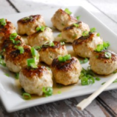 asian-chicken-meatballs